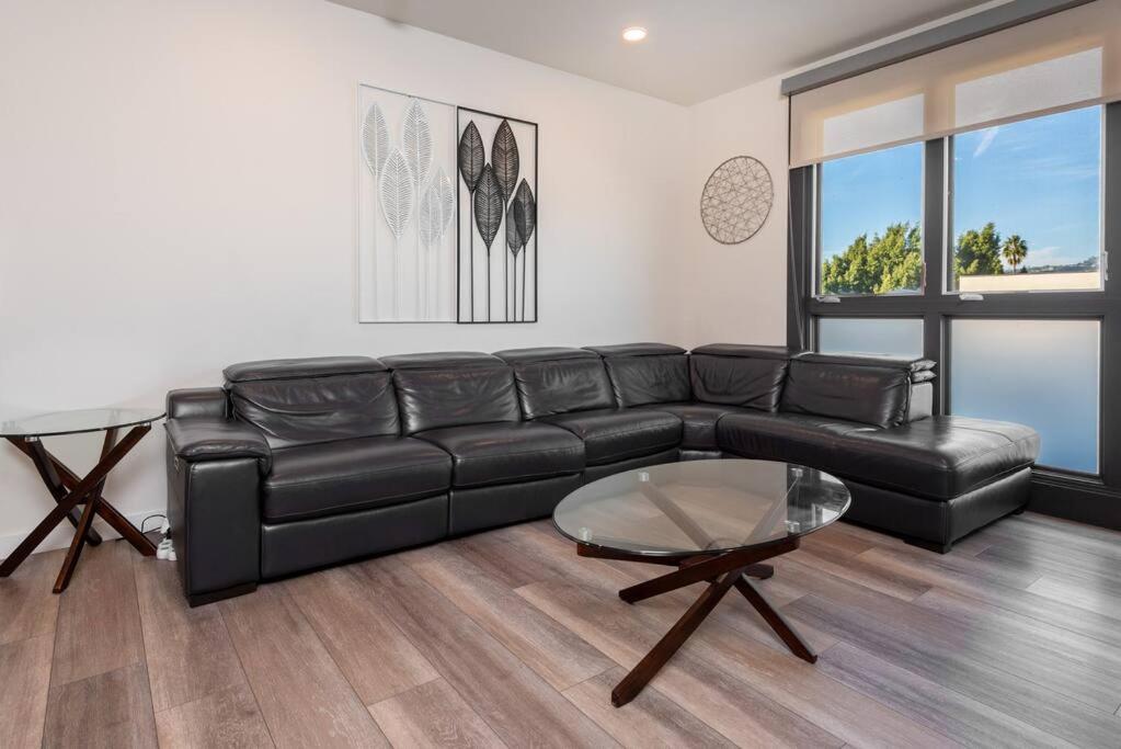 Luxurious Penthouse In Beverly Hills - Sleeps 10 洛杉矶 外观 照片